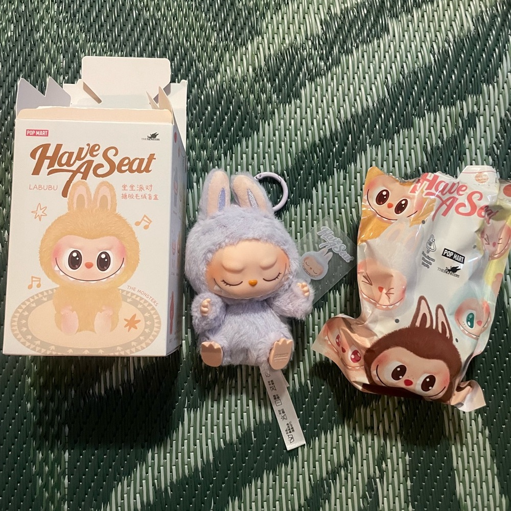 Opened-NEW Have A Seat Series Labubu blind box (Zizi-lavender)